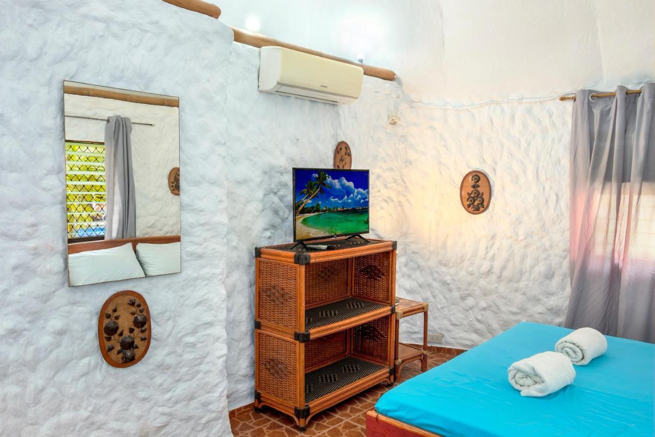 Panglao Chocolate Hills Hostel מראה חיצוני תמונה