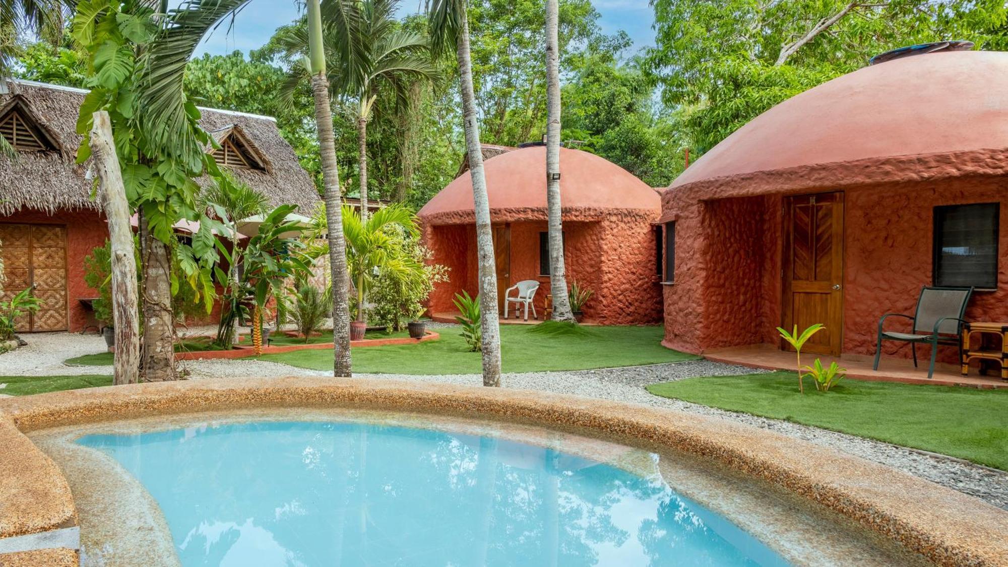 Panglao Chocolate Hills Hostel מראה חיצוני תמונה