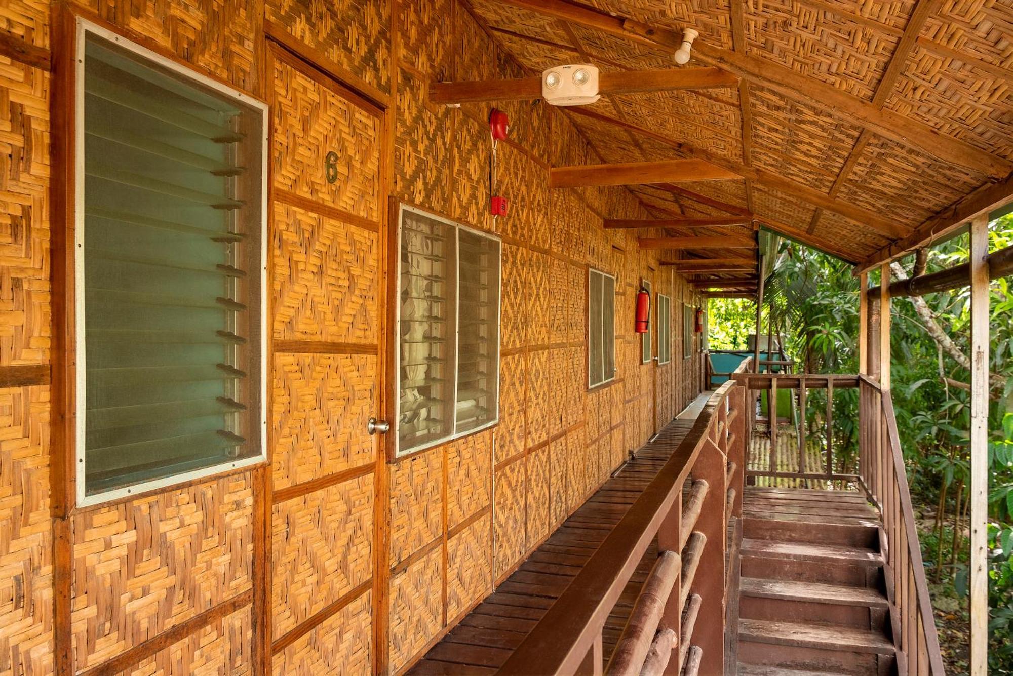 Panglao Chocolate Hills Hostel מראה חיצוני תמונה