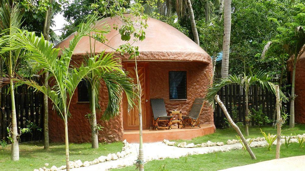 Panglao Chocolate Hills Hostel מראה חיצוני תמונה