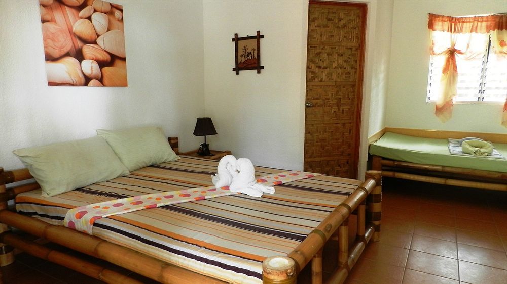 Panglao Chocolate Hills Hostel מראה חיצוני תמונה