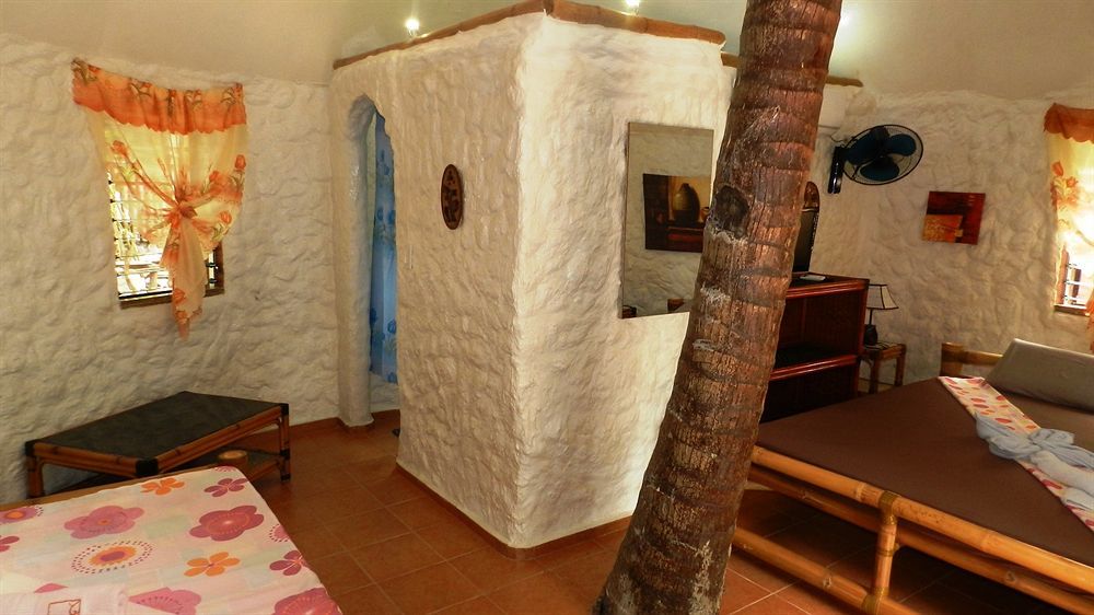 Panglao Chocolate Hills Hostel מראה חיצוני תמונה